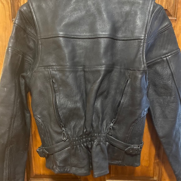 Women’s Vintage Leather Riding Jacket - Picture 7 of 12